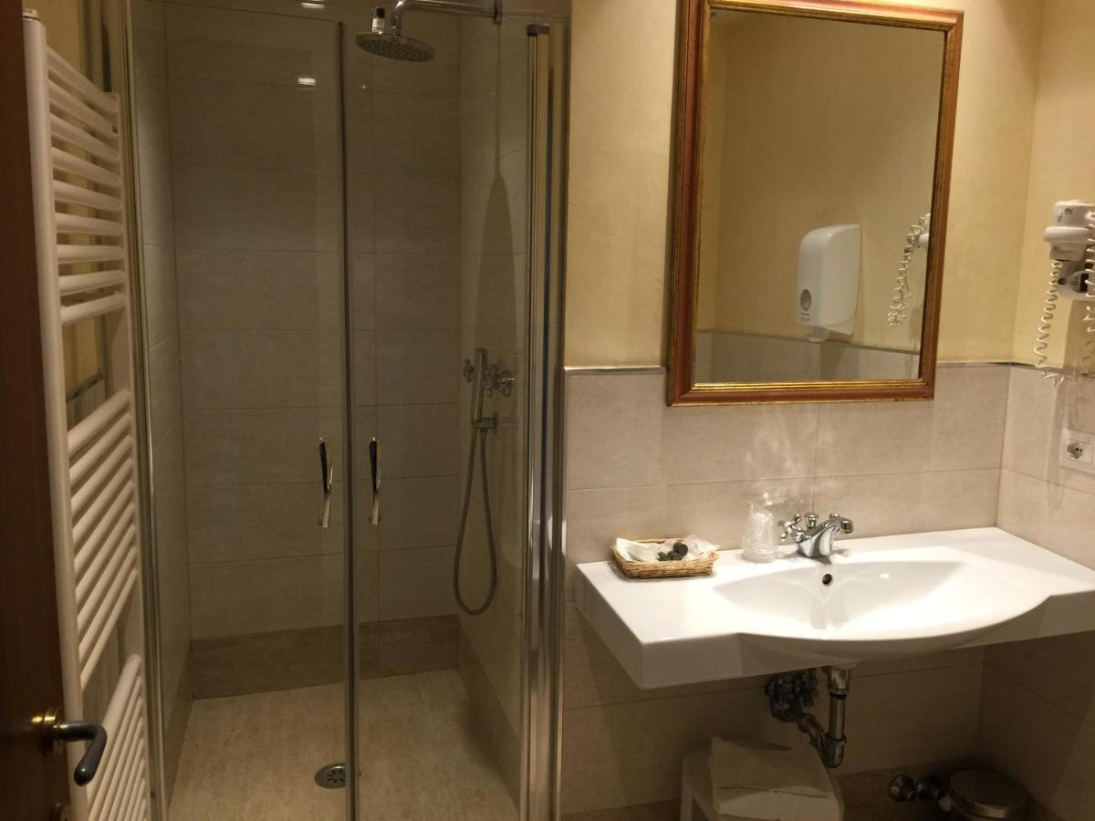Hotel Le Due Fontane Firenze Esterno foto