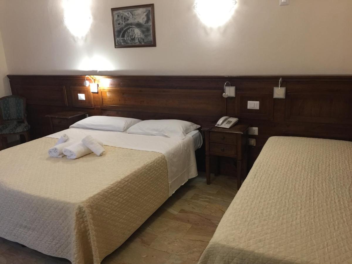 Hotel Le Due Fontane Firenze Esterno foto